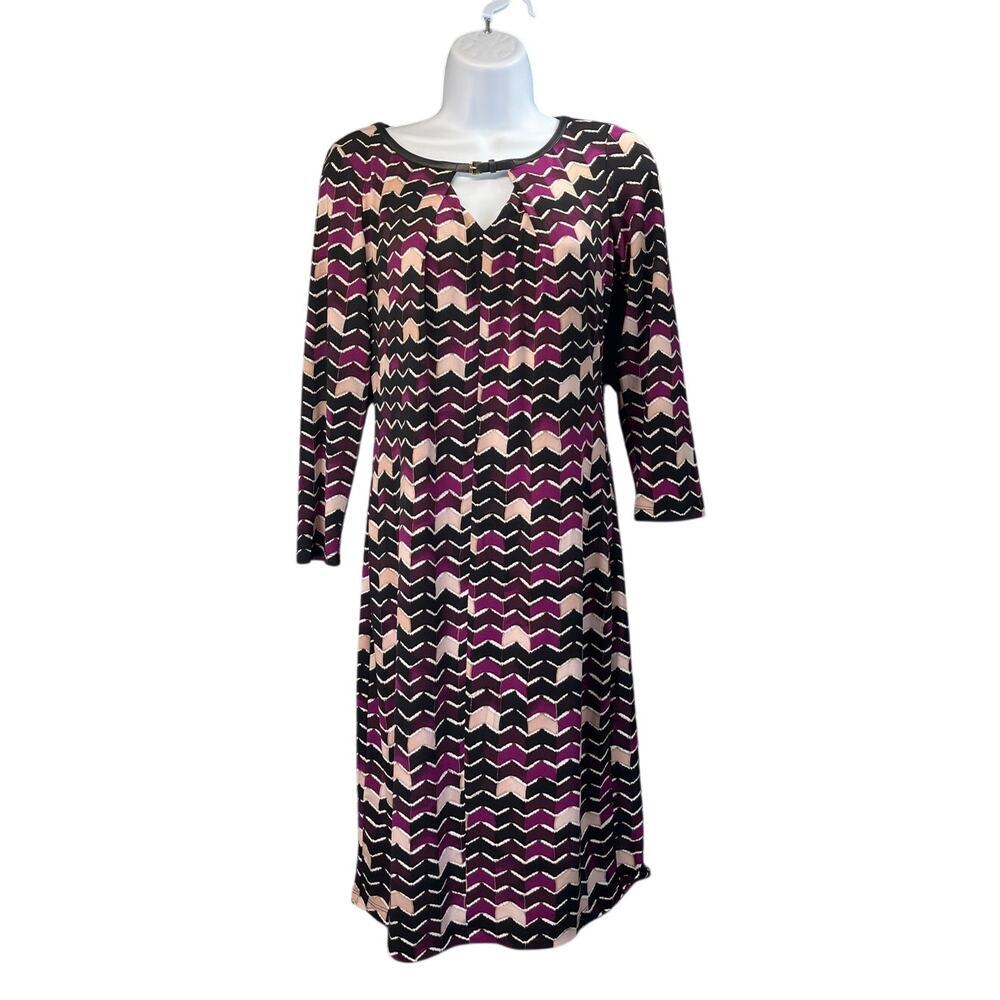 Calvin Klein Woman’s S Purple/Black Geometric Print BeltKeyhole NeckShift Dress